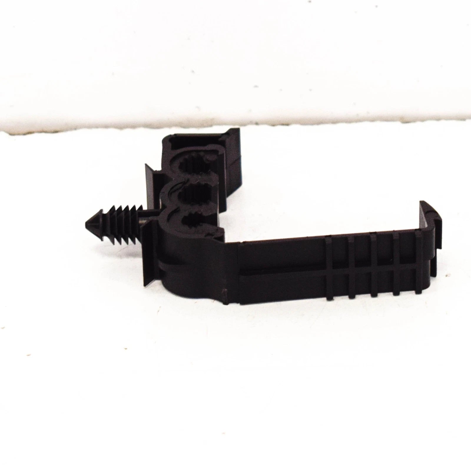 NEW BMW X5 F15 HOSE PIPE LINE CABLE HOLDER BRACKET CLIP 34306775844 ORIGINAL