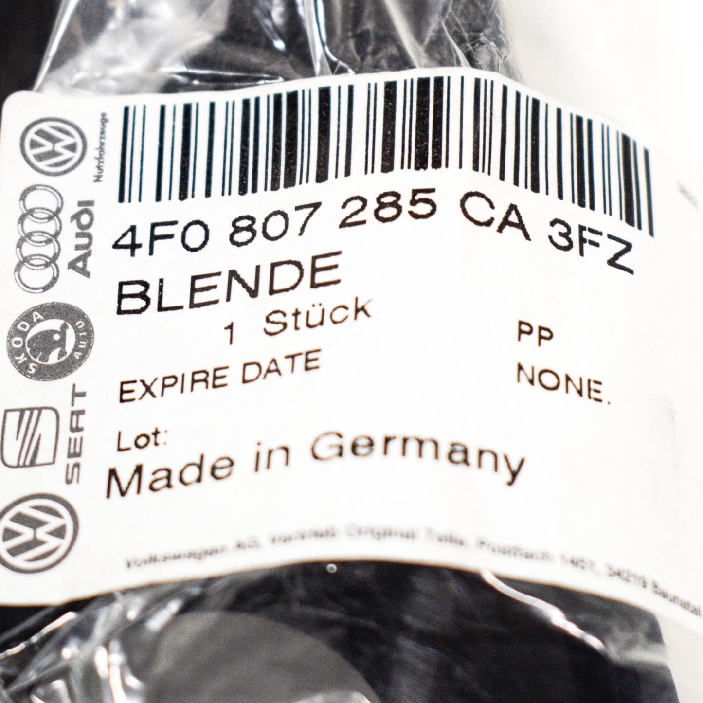 NEW AUDI A6 C6 FRONT BUMPER LICENSE PLATE TRIM 4F0807285CA3FZ ORIGINAL