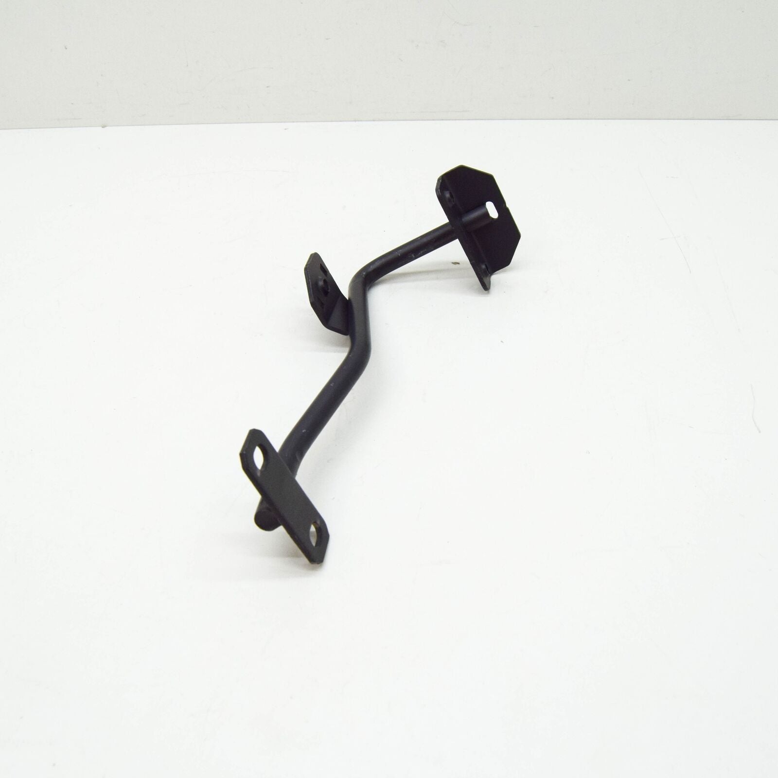 NEW MERCEDES-BENZ AMG GT X290 RADIATOR SUPPORT BRACKET A2908980000 ORIGINAL