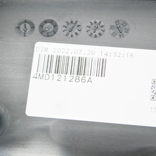 NEW AUDI Q8 4M FRONT LOWER RADIATOR SUPPORT AIR DUCT 4M0121286A ORIGINAL