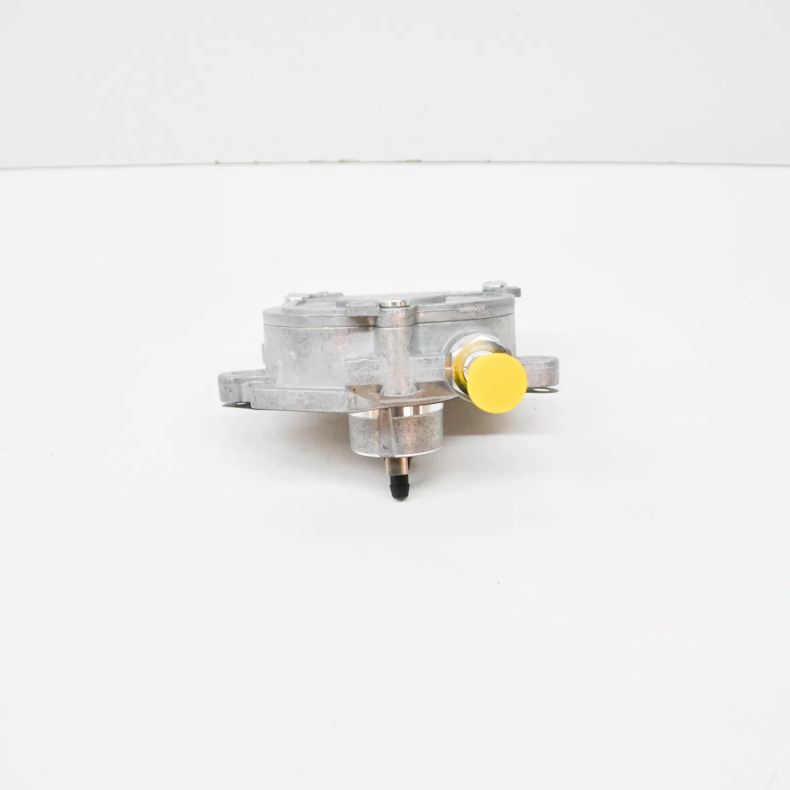 NEW MERCEDES-BENZ SLK R171 VACUUM PUMP A2712301565 ORIGINAL