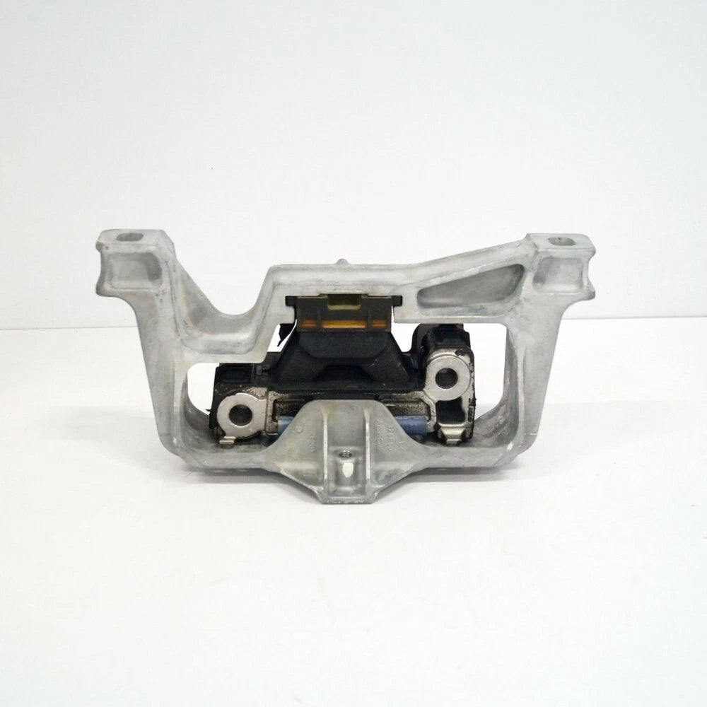 NEW MERCEDES BENZ GLA X156 ENGINE MOUNT RIGHT SIDE A2462402417 2017 ORIGINAL