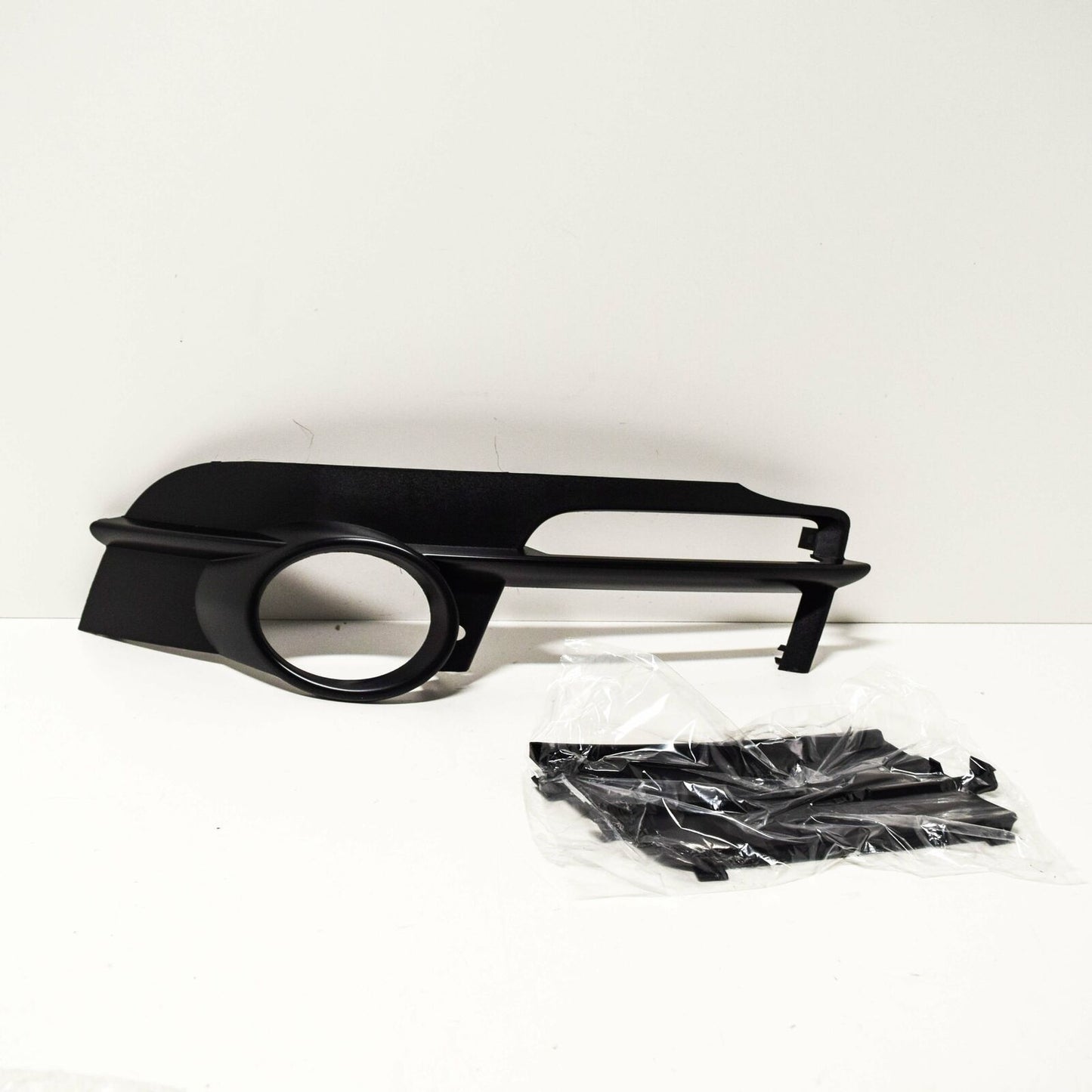 Genuine Audi A6 C6 Left Fog Light Grille 4F0807681J01C Original