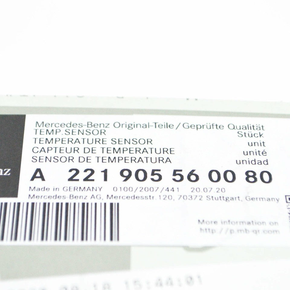 Genuine MERCEDES-BENZ MB ML W166 ENGINE COOLANT TEMPERATURE SENSOR A221905560080 NEW