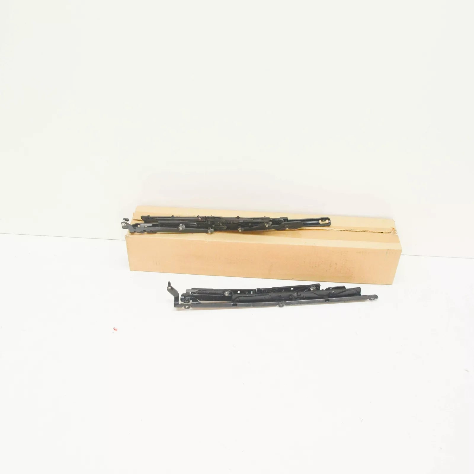 NEW VW TIGUAN MK1 FRONT SUNROOF SLIDE AND TILT MECHANISM SET 1K9898738B ORIGINAL