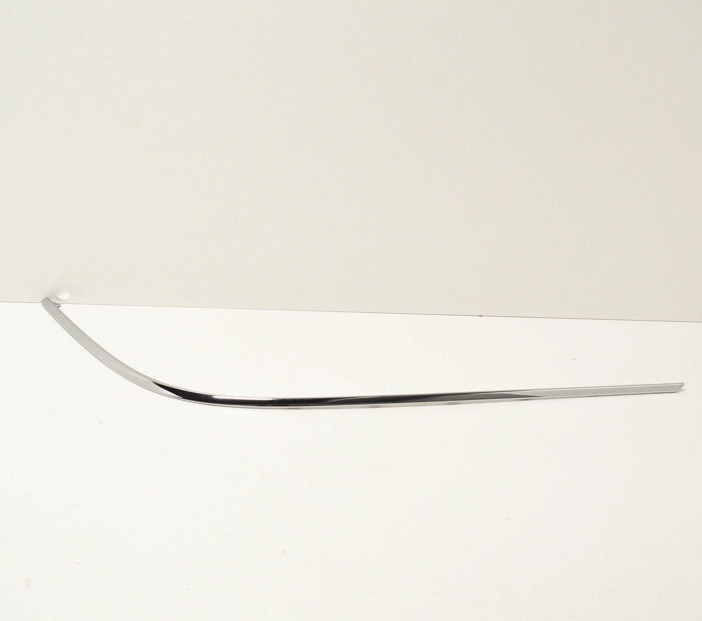 NEW MERCEDES-BENZ C COUPE CL203 REAR BUMPER RIGHT MOLDING A2038859021