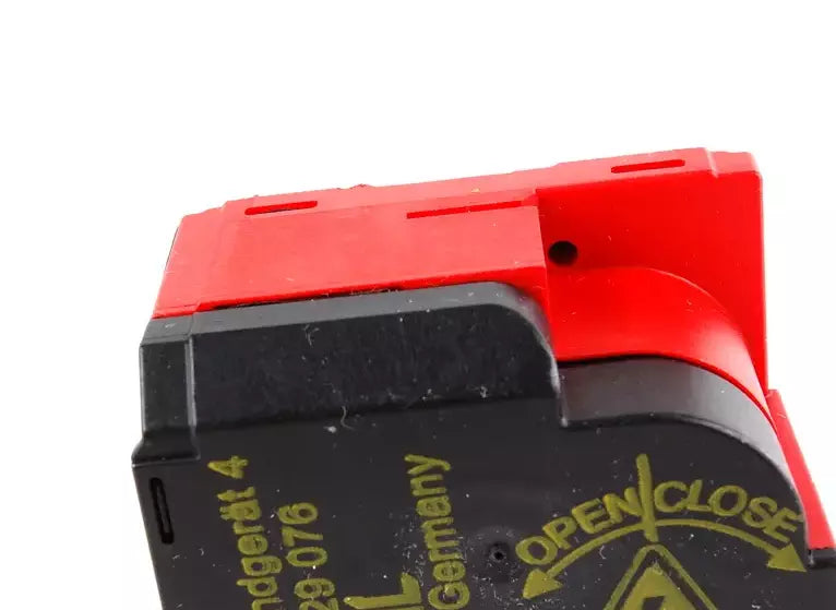 NEW VW JETTA A5 MK5 FRONT HEADLIGHT IGNITER MODULE 1T0941471 ORIGINAL