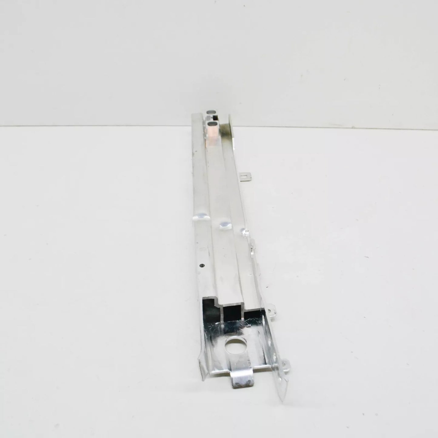 NEW BMW 2 F45 FRONT BUMPER RIGHT LOWER ADAPTER 51117301604 7301604 2015 ORIGINAL