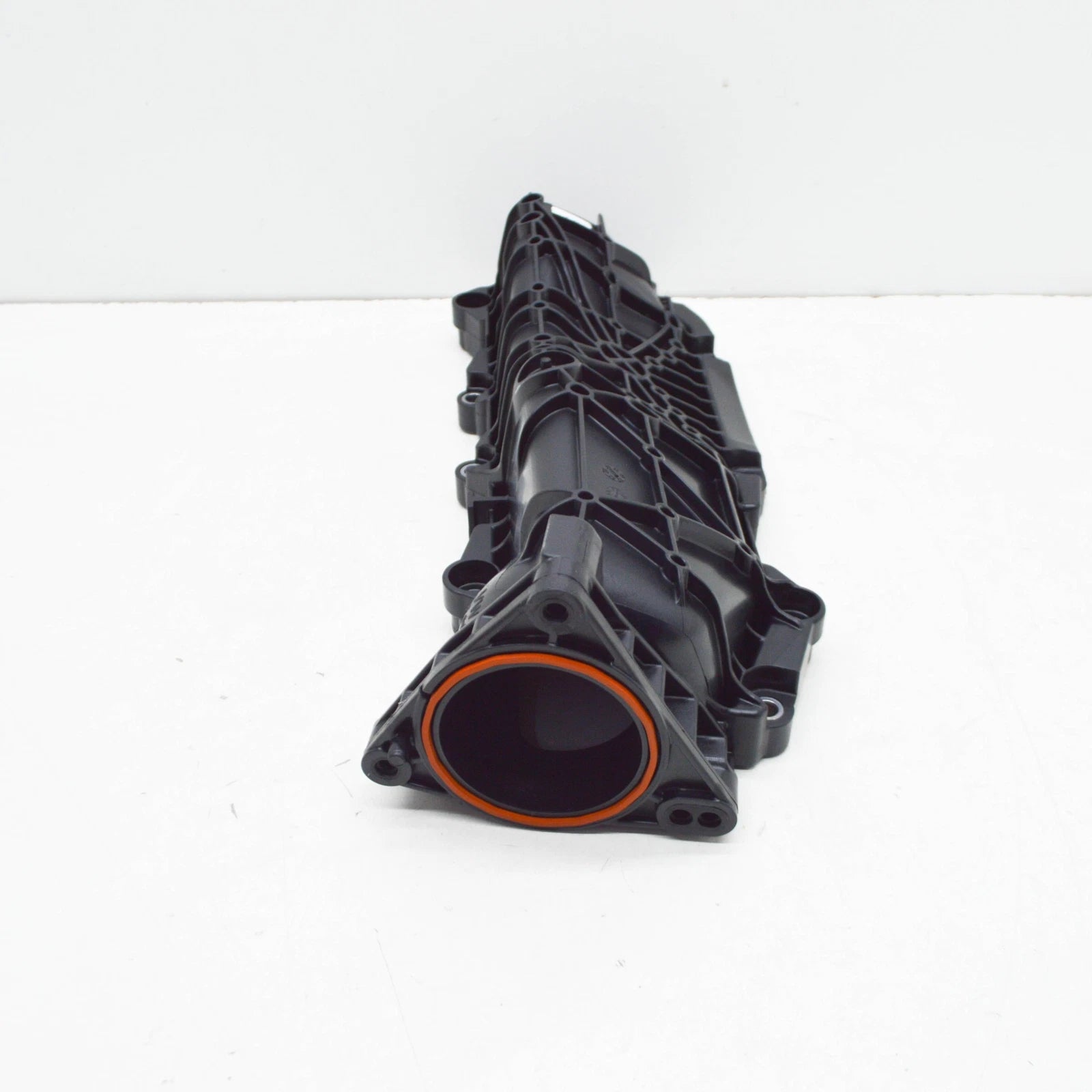 NEW VOLKSWAGEN TOUAREG CR INTAKE MANIFOLD 06M133267AF