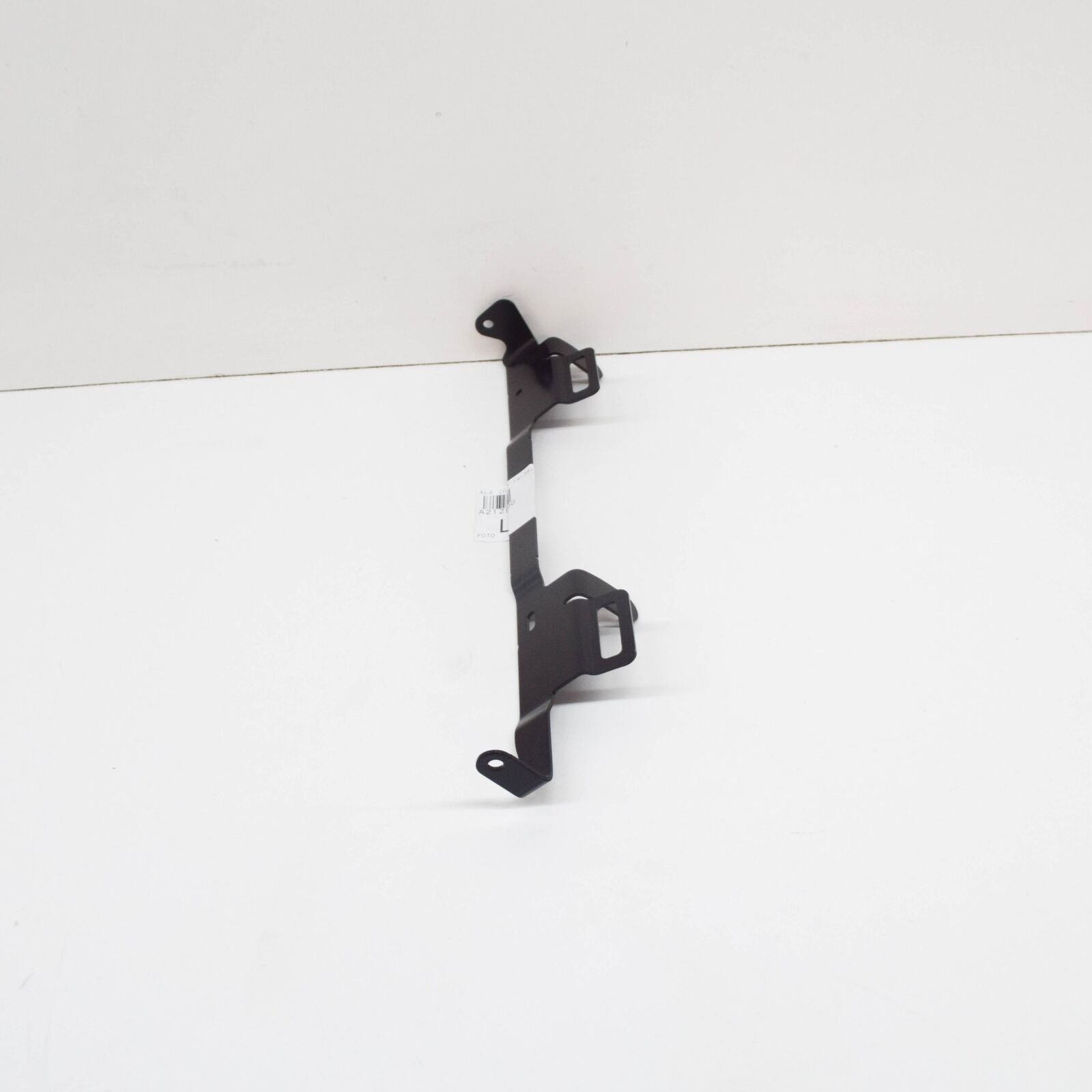 NEW MB C W204 FRONT RIGHT SEAT CUSHION FRAME ANGLE BRACKET A2129110200 ORIGINAL