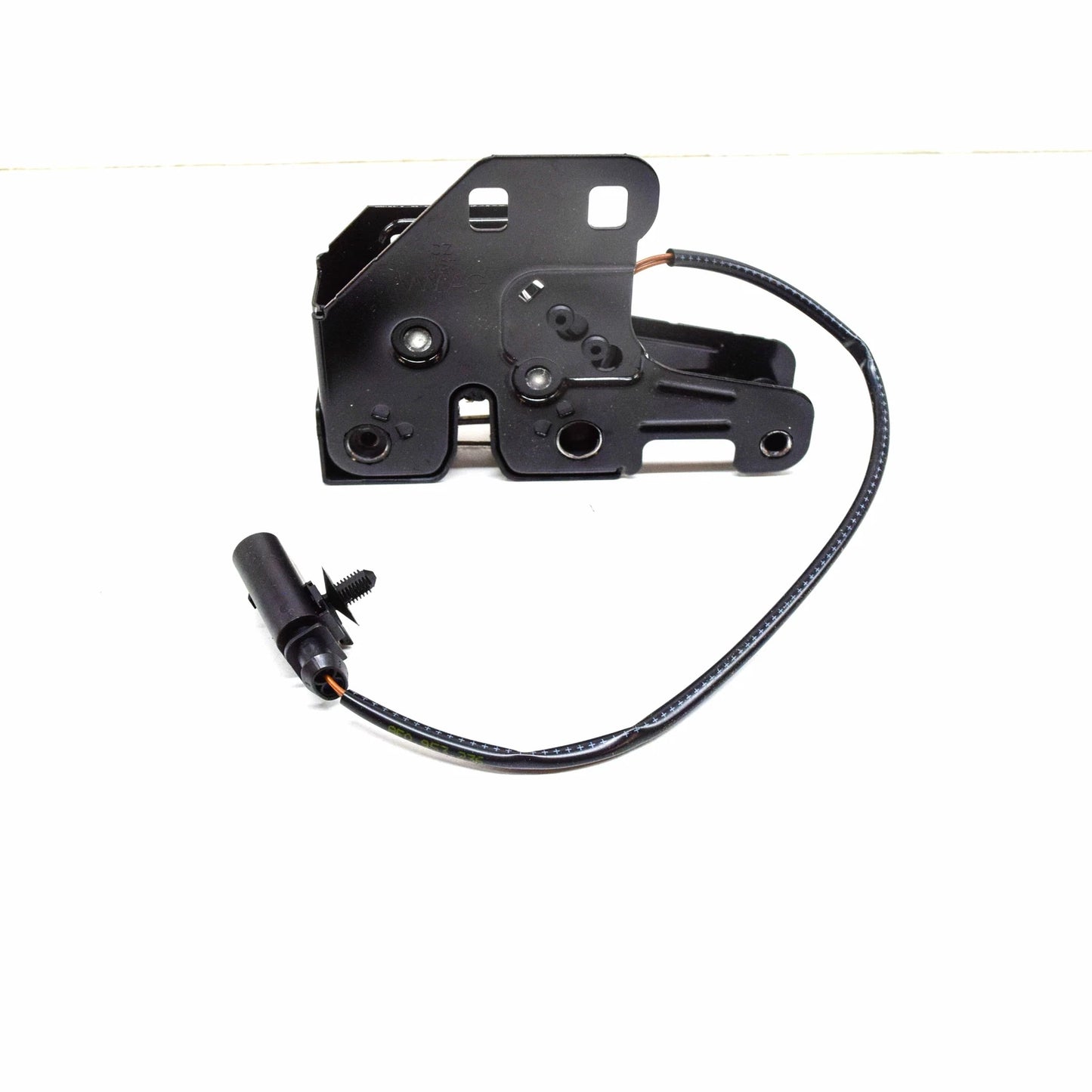 NEW AUDI A4 B5 FRONT BONNET HOOD LID LOCK 8E0823509D