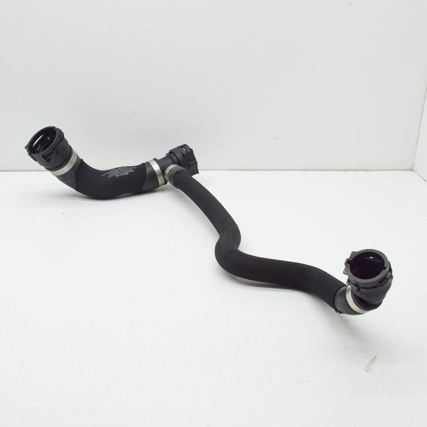 NEW MERCEDES-BENZ S W222 RIGHT COOLANT WATER RADIATOR HOSE A2225016701
