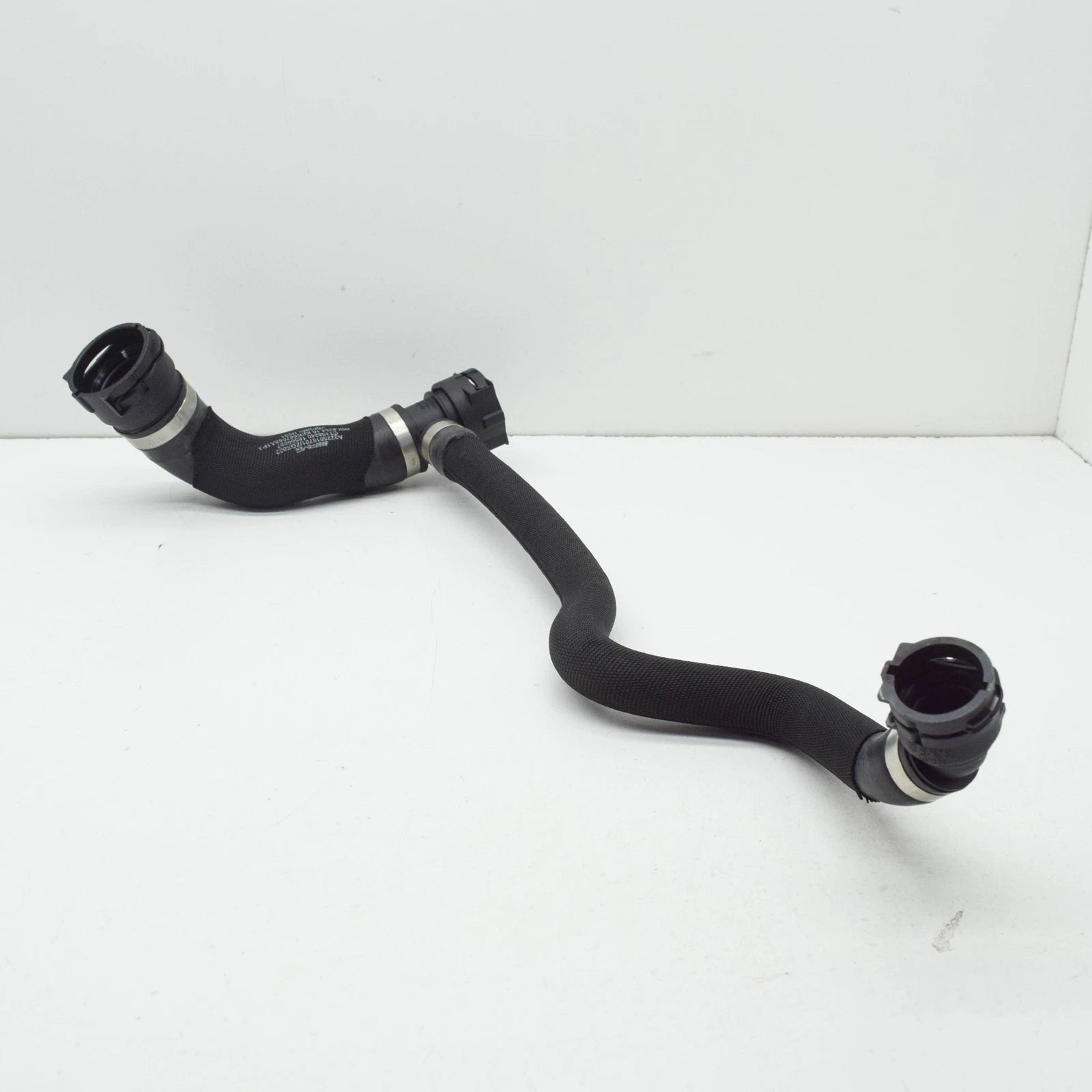 NEW MERCEDES-BENZ S W222 RIGHT COOLANT WATER RADIATOR HOSE A2225016701