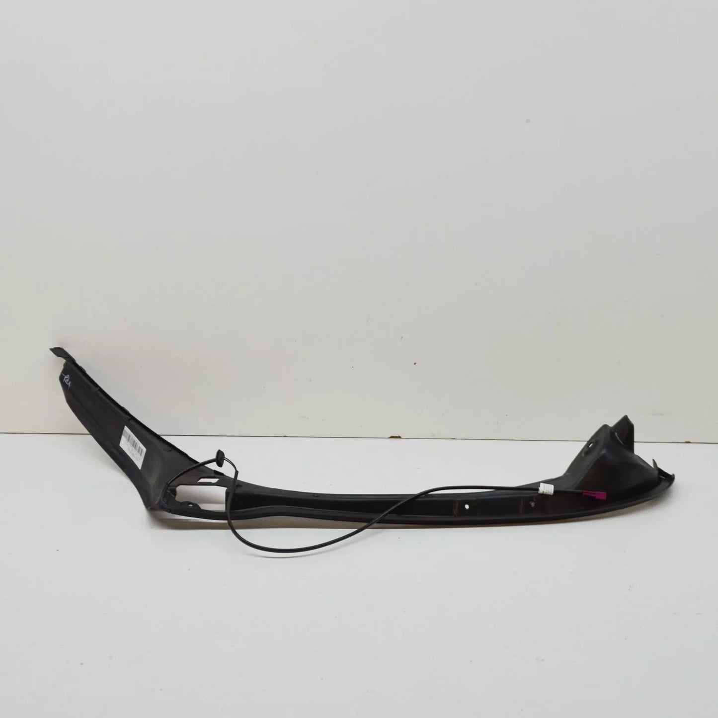 NEW MERCEDES-BENZ R W251 REAR LEFT D-PILLAR PANEL COVER A25169007309051 ORIGINAL