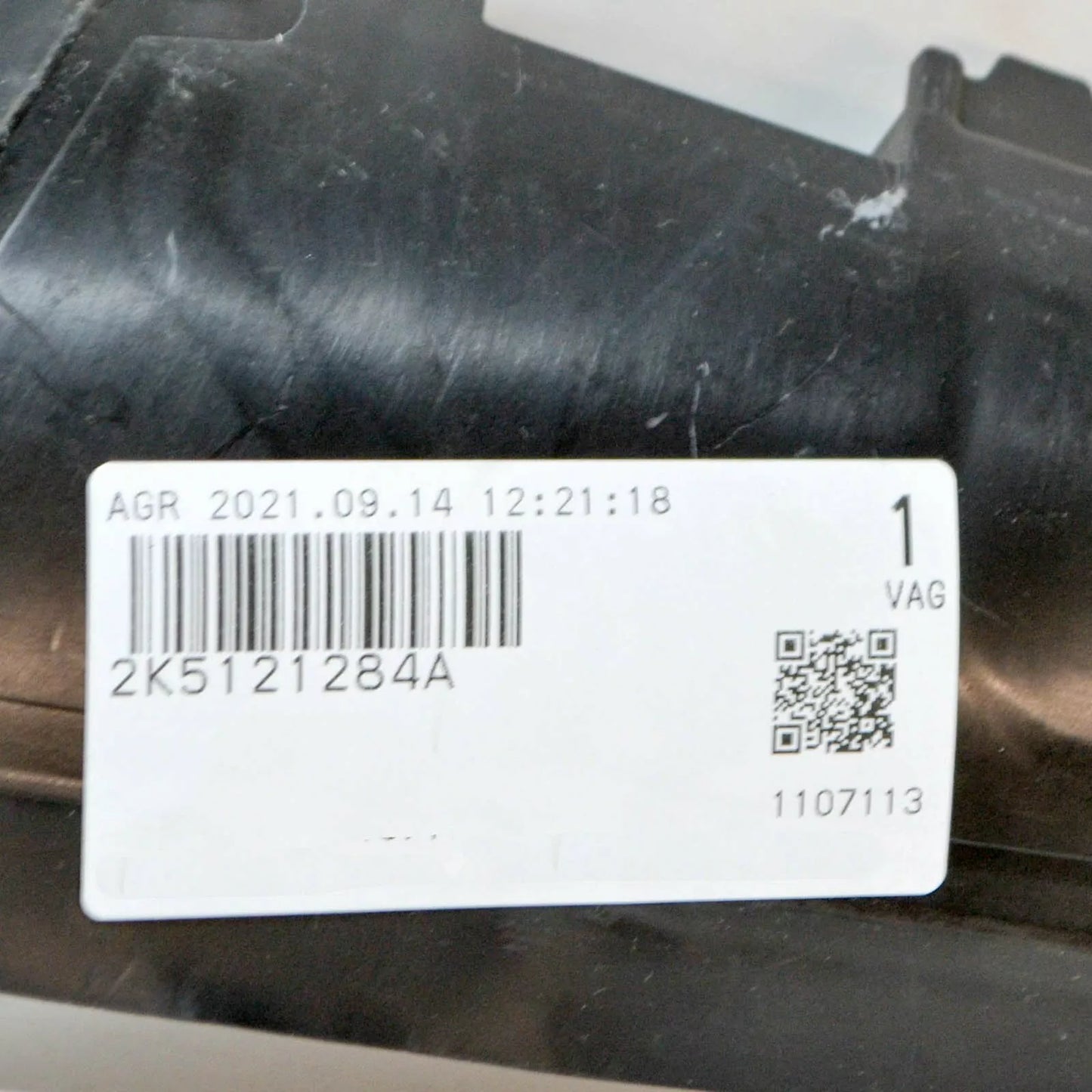 NEW VOLKSWAGEN CADDY MK3 2K RIGHT SIDE AIR GUIDE 2K5121284A ORIGINAL