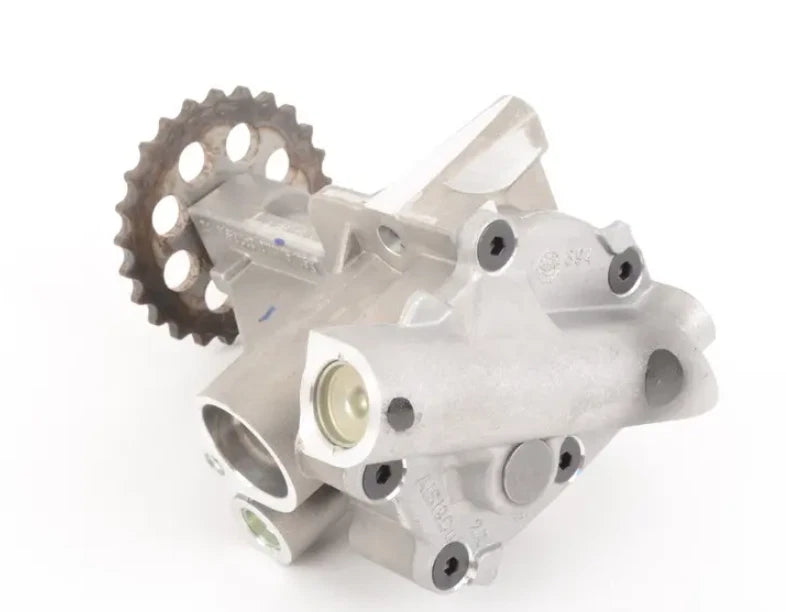NEW VOLKSWAGEN BEETLE 9C OIL PUMP 07K115105Q ORIGINAL