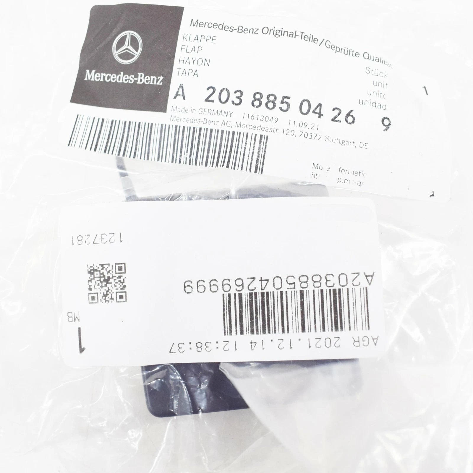 NEW MERCEDES-BENZ C W203 REAR BUMPER TOW EYE COVER A20388504269999