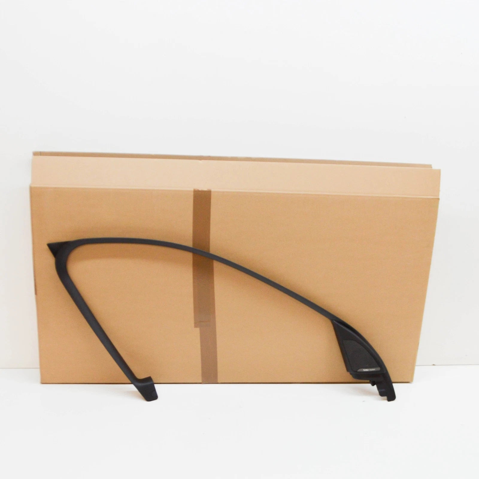 NEW BMW X1 F48 FRONT LEFT DOOR WINDOW FRAME COVER 51337435817 7435817 ORIGINAL