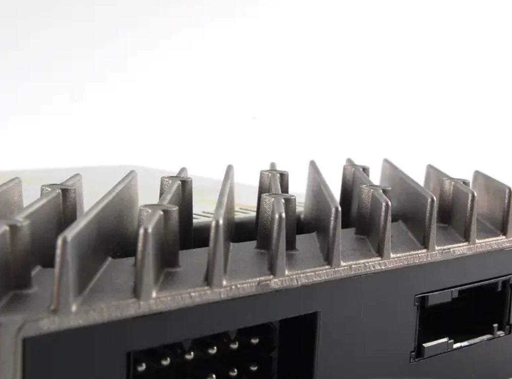 NEW BMW 5 E39 SOUND AMPLIFIER 65128374535 8374535 ORIGINAL