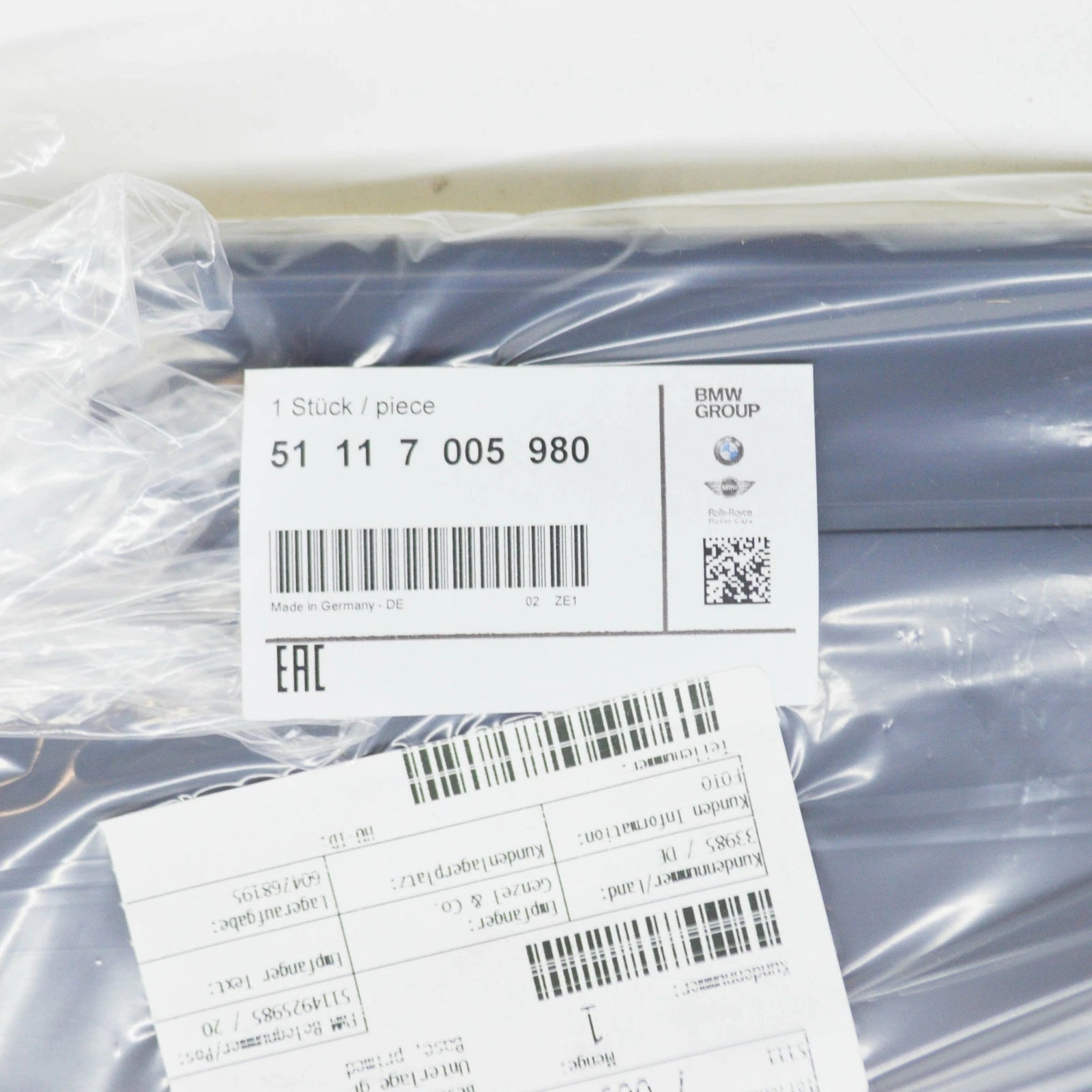 NEW BMW 5 E39 FRONT LICENSE PLATE HOLDER BRACKET 7005980 51117005980 ORIGINAL