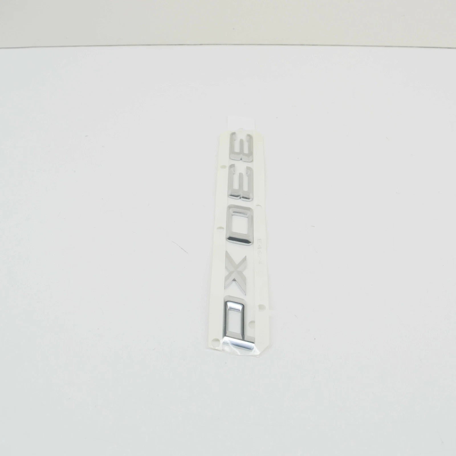 NEW BMW E46 TRUNK LID CHROME 330XD EMBLEM BADGE LOGO SIGN 7032917 51147032917