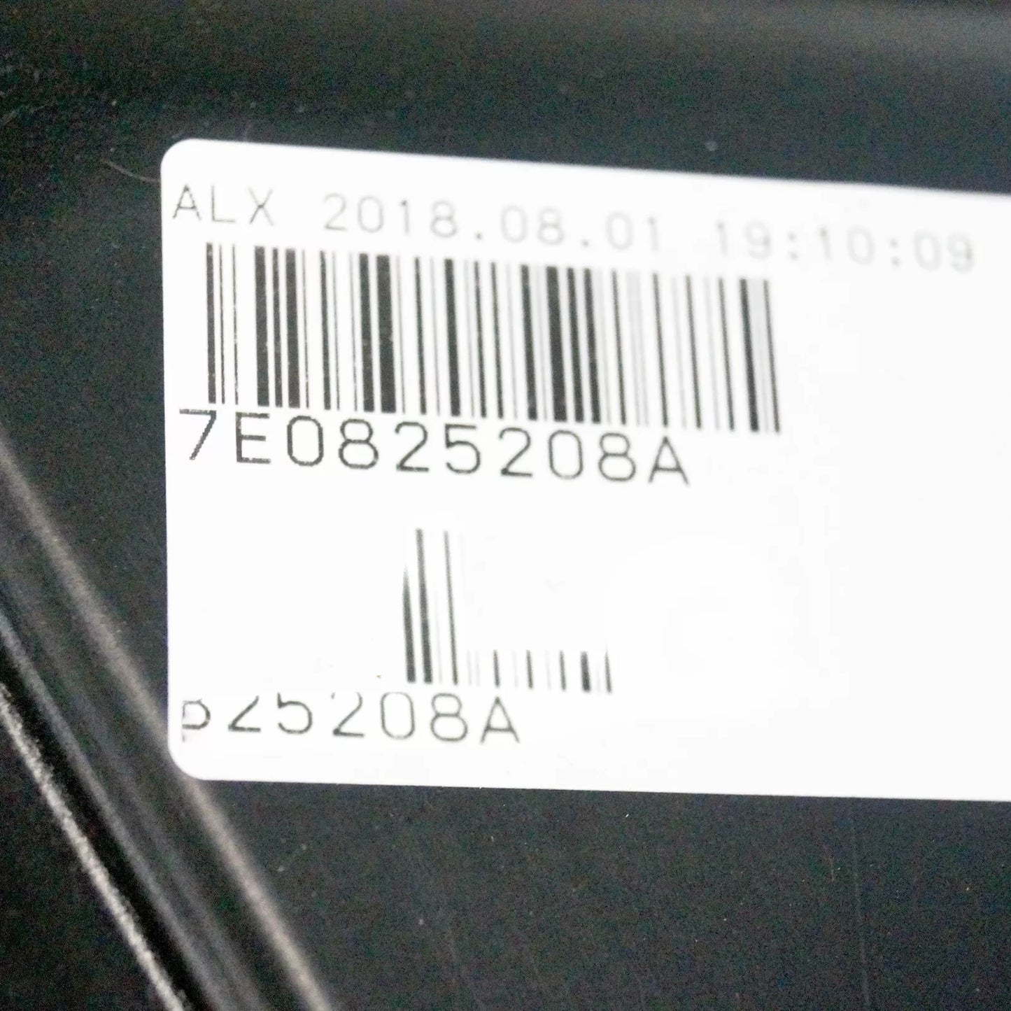 VW TRANSPORTER T5 FRONT RIGHT UNDERBODY COVER 7E0825208A NEW