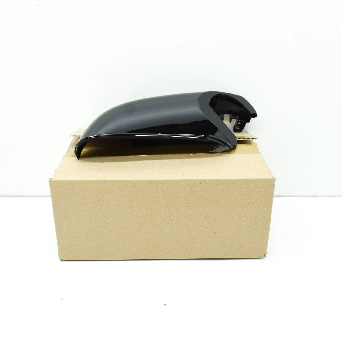 NEW BMW 2 F45 FRONT RIGHT WING MIRROR LOWER COVER 51167391900 7391900 ORIGINAL