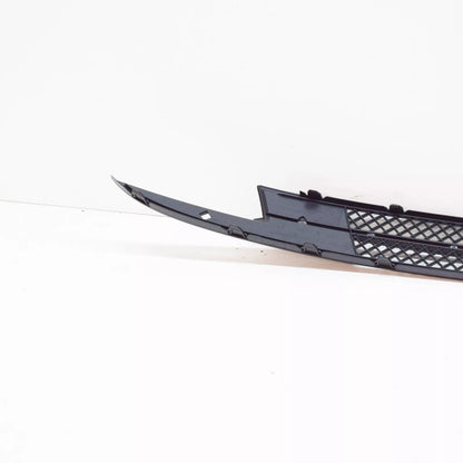NEW BMW 1 E87 FRONT BUMPER LOWER CENTER GRILLE 51117182367 7182367 2010 ORIGINAL