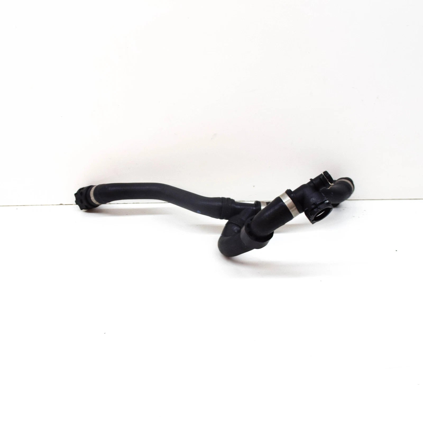 NEW MB E COUPE C238 LEFT WATER COOLANT RADIATOR HOSE A2385015200 ORIGINAL