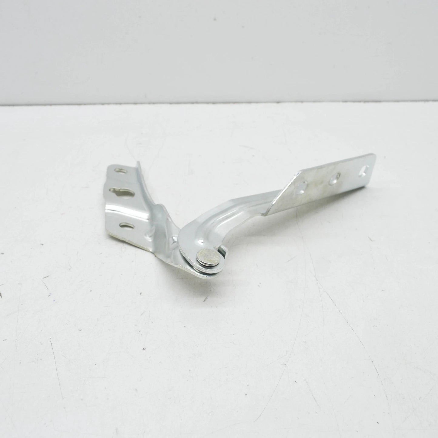 NEW VOLKSWAGEN CRAFTER SZ FRONT RIGHT BONNET HOOD HINGE 7C0823302C
