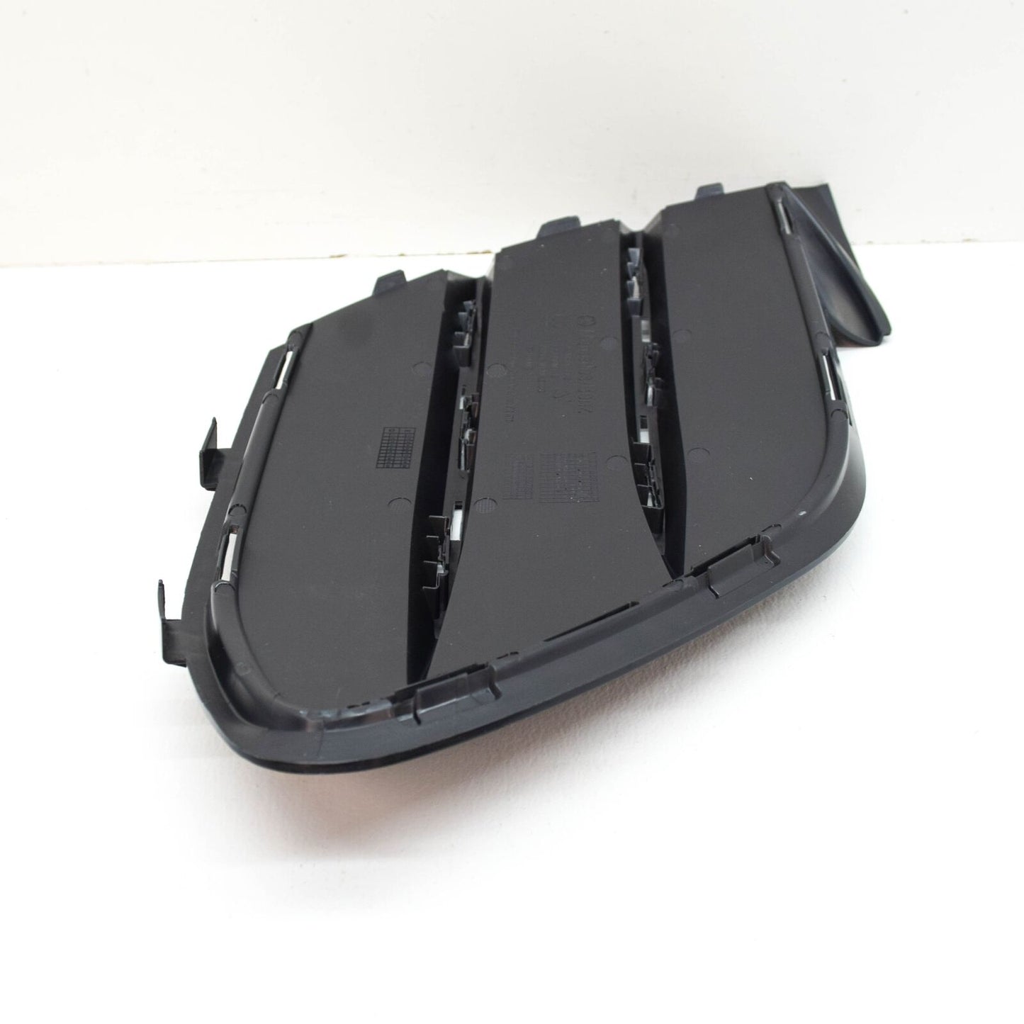 NEW MB GLB X247 FRONT BUMPER LOWER RIGHT SIDE GRILLR COVER A2478857803 ORIGINAL