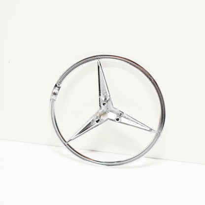 NEW MERCEDES-BENZ C-CLASS W203 TRUNK LID EMBLEM BADGE A2037580158