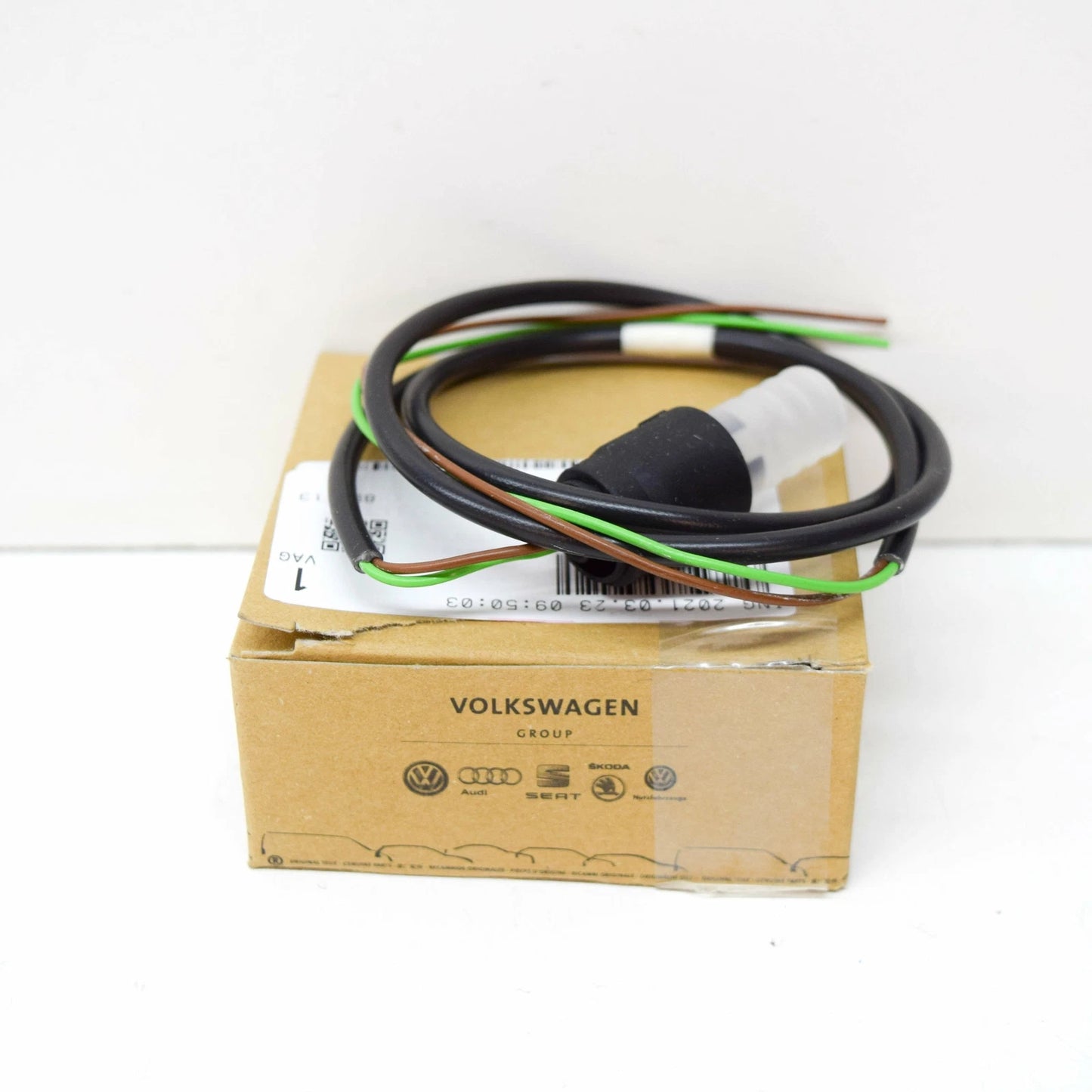 NEW AUDI A4 B6 WIRING HARNESS FOR SIDE LAMP 2 PIN 8D0971273