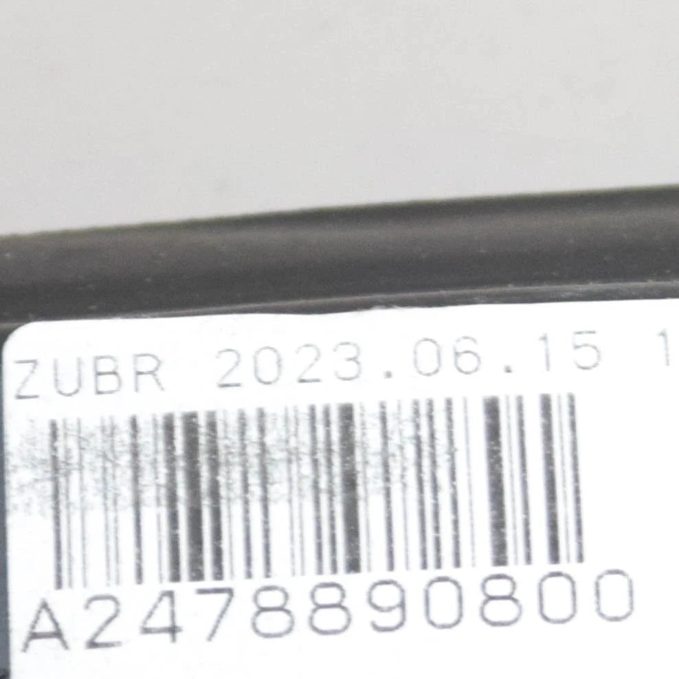 NEW MERCEDES-BENZ GLB X247 FRONT RIGHT FENDER REAR GAP COVERA2478890800 ORIGINAL