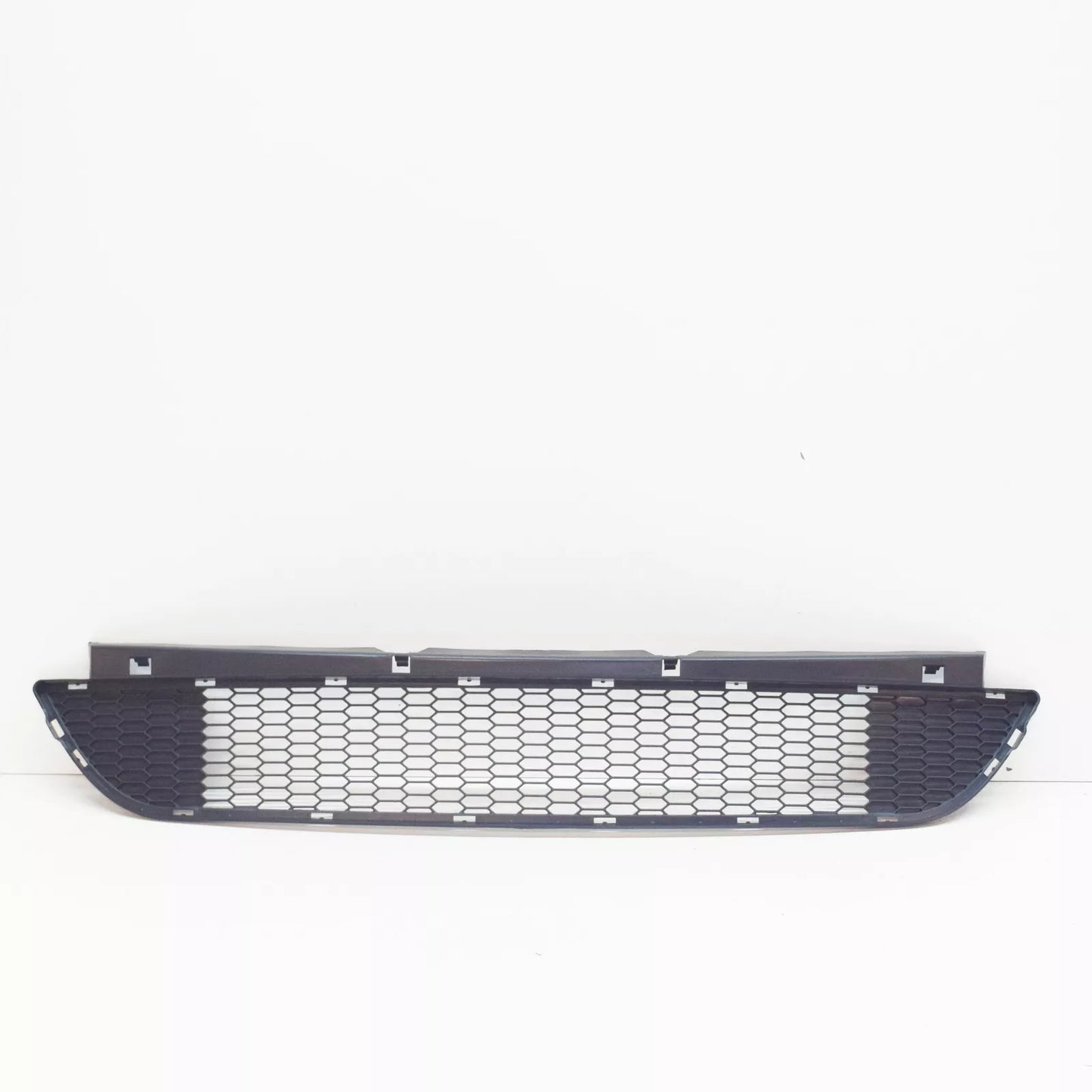 NEW BMW Z4 COUPE E86 FRONT BUMPER CENTER GRILL 51117895842 7895842 ORIGINAL