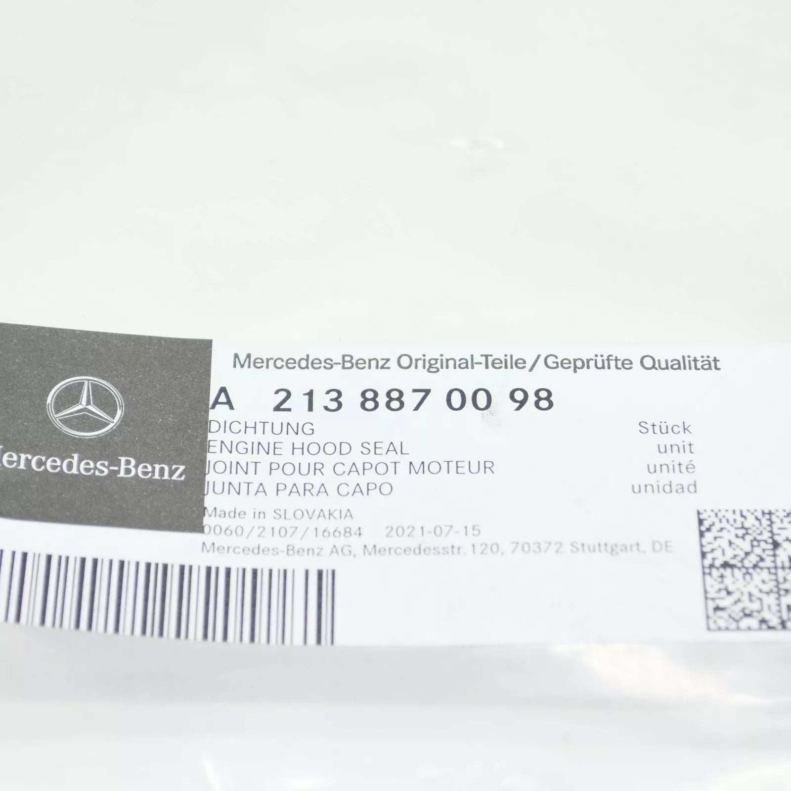 NEW MERCEDES-BENZ E W213 ENGINE BONNET HOOD RUBBER SEAL A2138870098