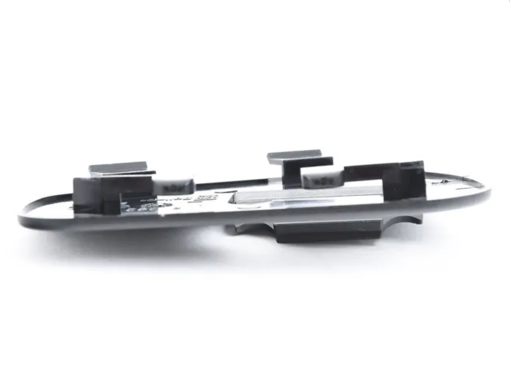 new bmw x3 e83 rear left tie down hook 51478262249 8262249 original