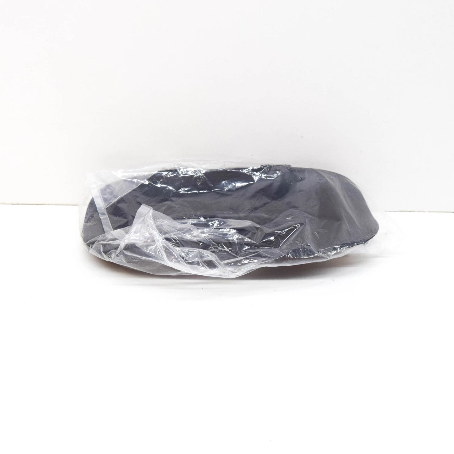 NEW BMW X5 E53 REAR BUMPER TOW BAR COVER TRIM 51128402327 8402327 ORIGINAL