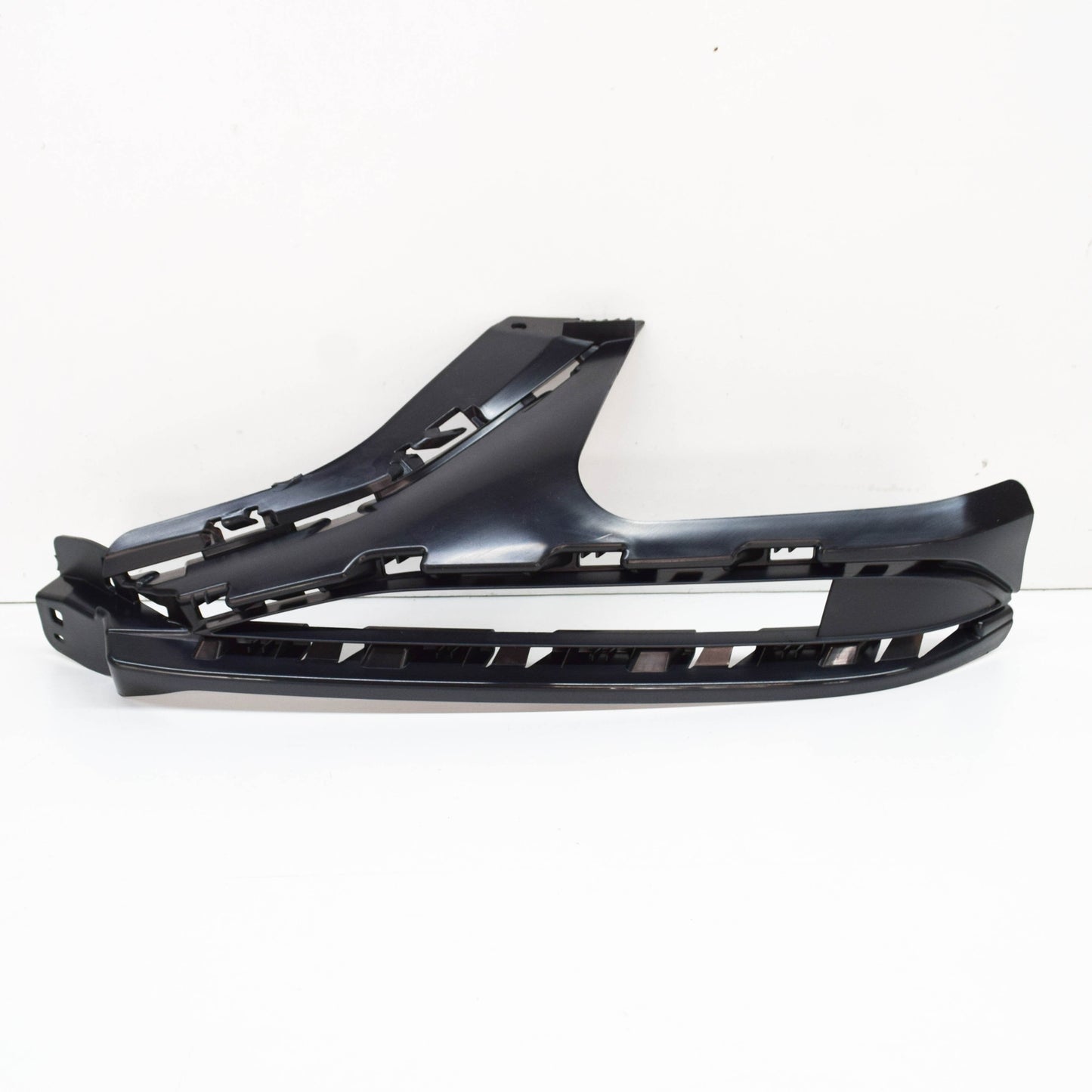 NEW AUDI Q7 4M FRONT RIGHT RADIATOR SUPPORT AIR DUCT 4M0807158E9B9 ORIGINAL