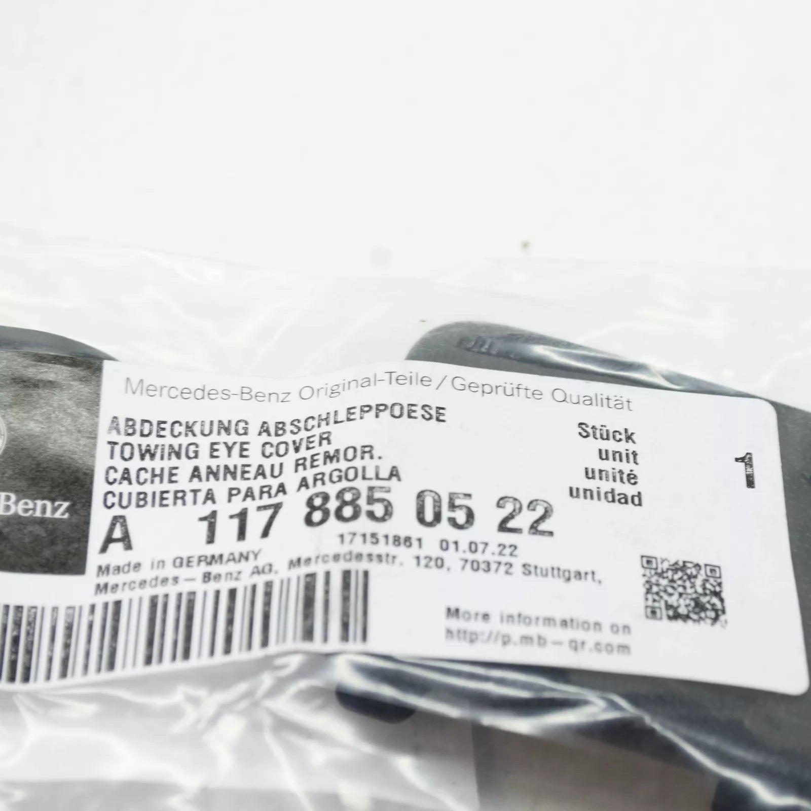 NEW MB CLA COUPE C117 REAR BUMPER TOW EYE HOOK CAP COVER A1178850522 ORIGINAL