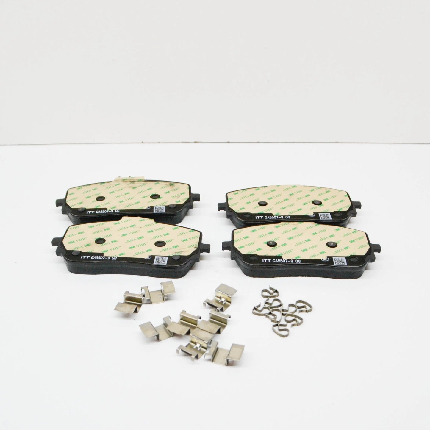 NEW MERCEDES-BENZ GLE W167 FRONT WHEEL BRAKE PAD SET A0004206803 ORIGINAL