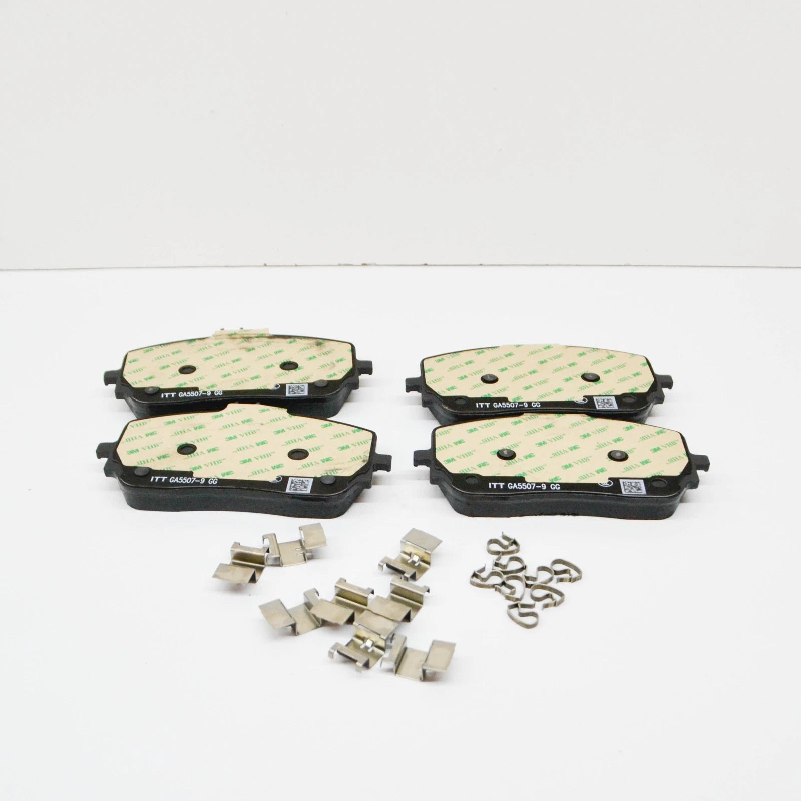 NEW MERCEDES-BENZ GLE W167 FRONT WHEEL BRAKE PAD SET A0004206803 ORIGINAL