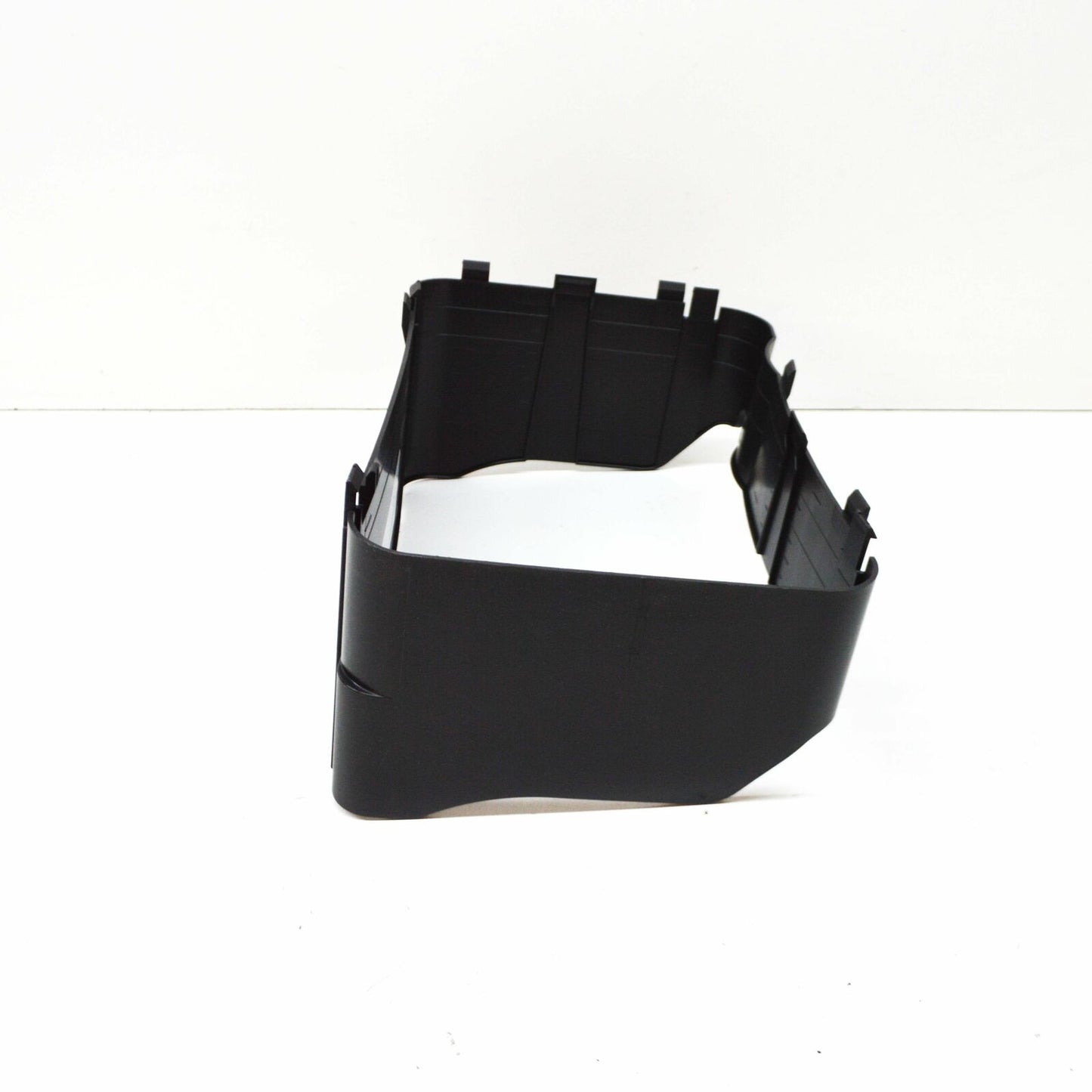 NEW AUDI A3 SPORTBACK 8V BATTERY BOX STONE GUARD 5Q0853931A ORIGINAL