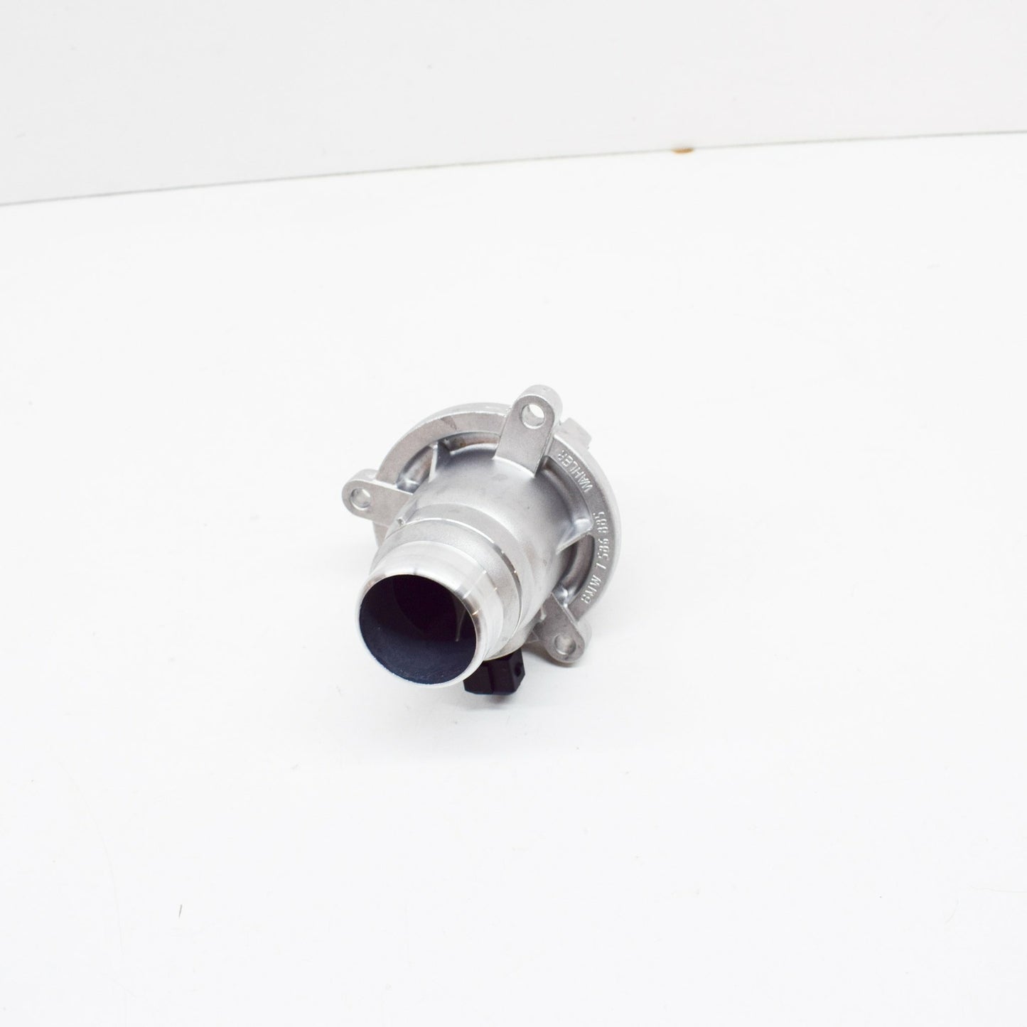 new bmw 7 e65 thermostat 11537586885 7586885 4.8 petrol 264kw original