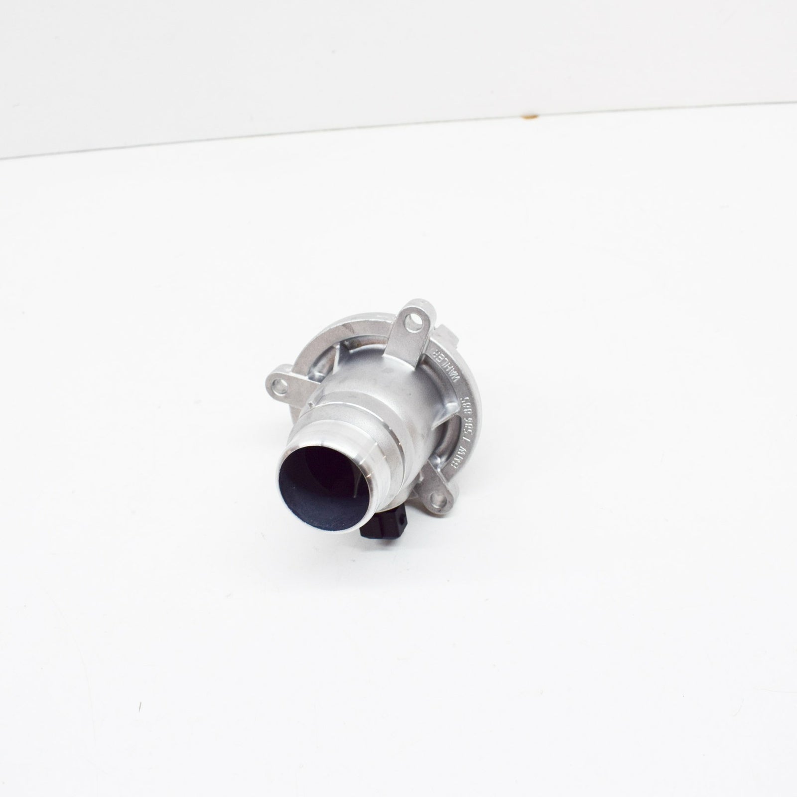 new bmw 7 e65 thermostat 11537586885 7586885 4.8 petrol 264kw original