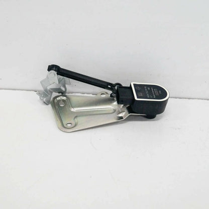 NEW MERCEDES-BENZ CLS C219 FRONT LEFT LEVEL SENSOR A2129050103 2010