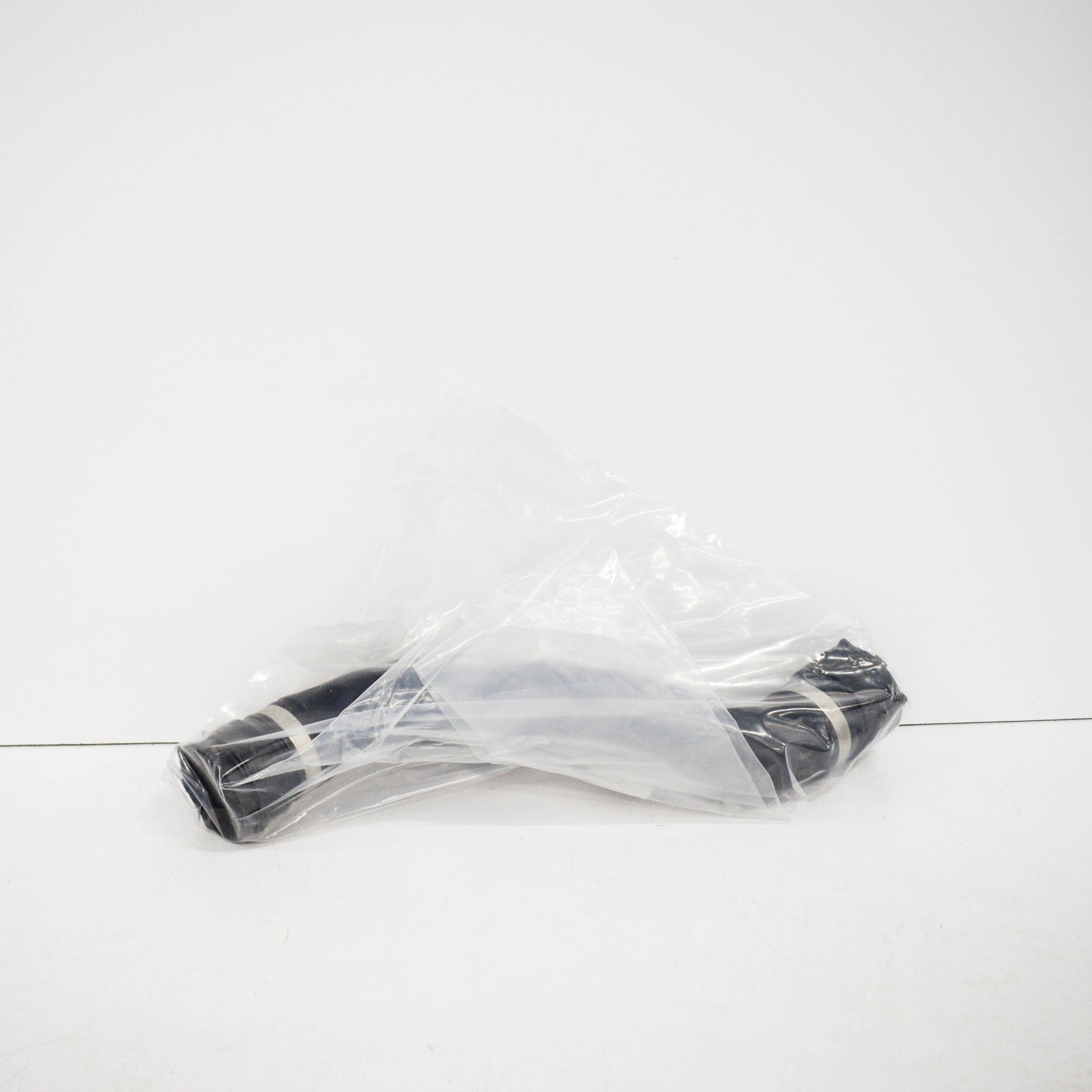 NEW MERCEDES BENZ C W205 WATER RADIATOR LEFT COOLANT HOSE A2055016384 ORIGINAL