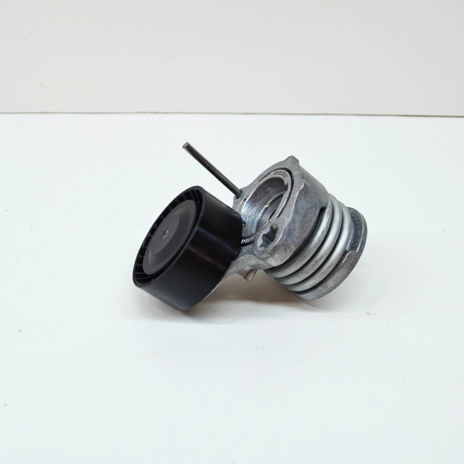 NEW BMW 1 E87 V-RIBBED BELT TENSIONER PULLEY 11287790447 7790447 2004 ORIGINAL