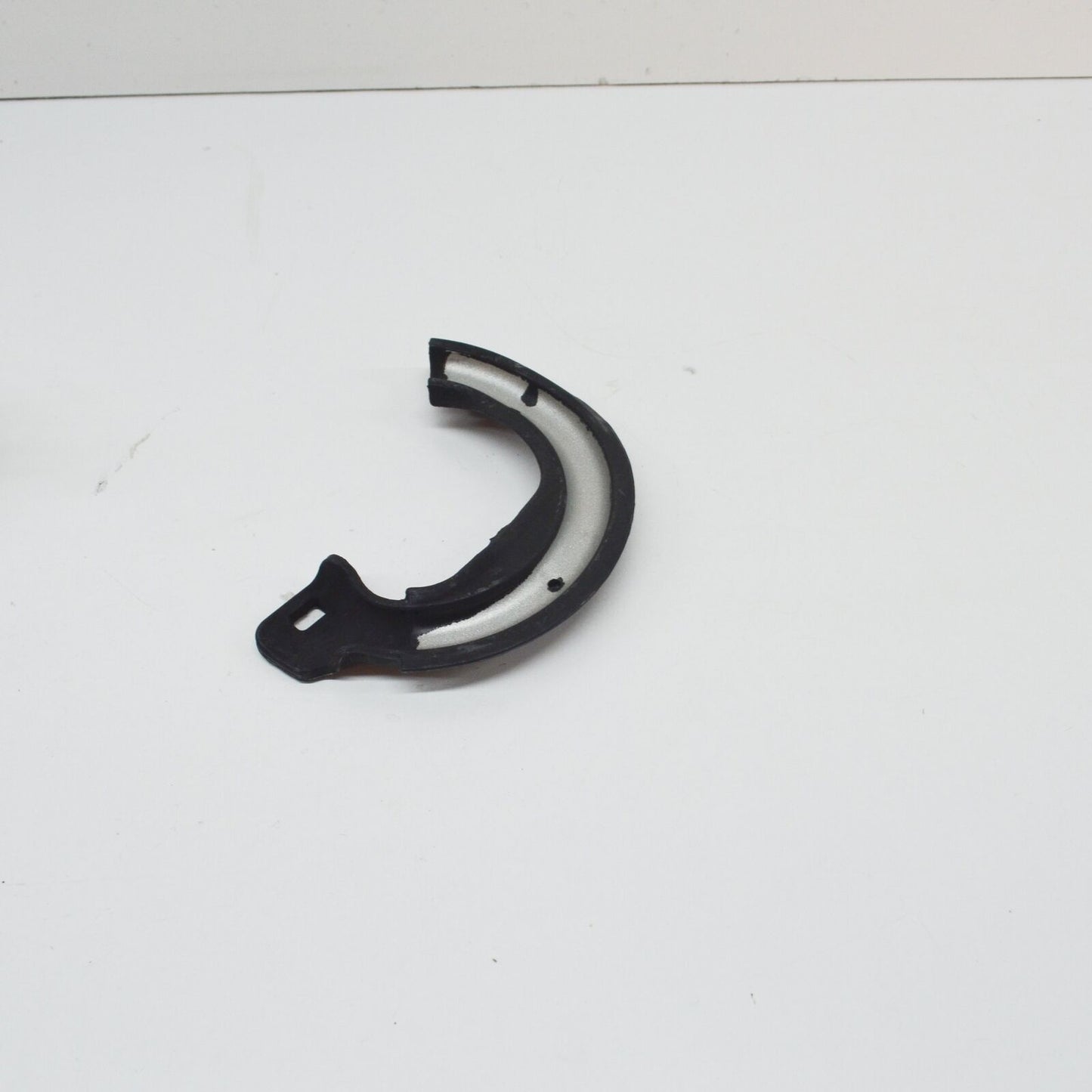 NEW MERCEDES-BENZ C W204 FRONT LOWER SPRING ISOLATOR SHIM A2043210184 ORIGINAL