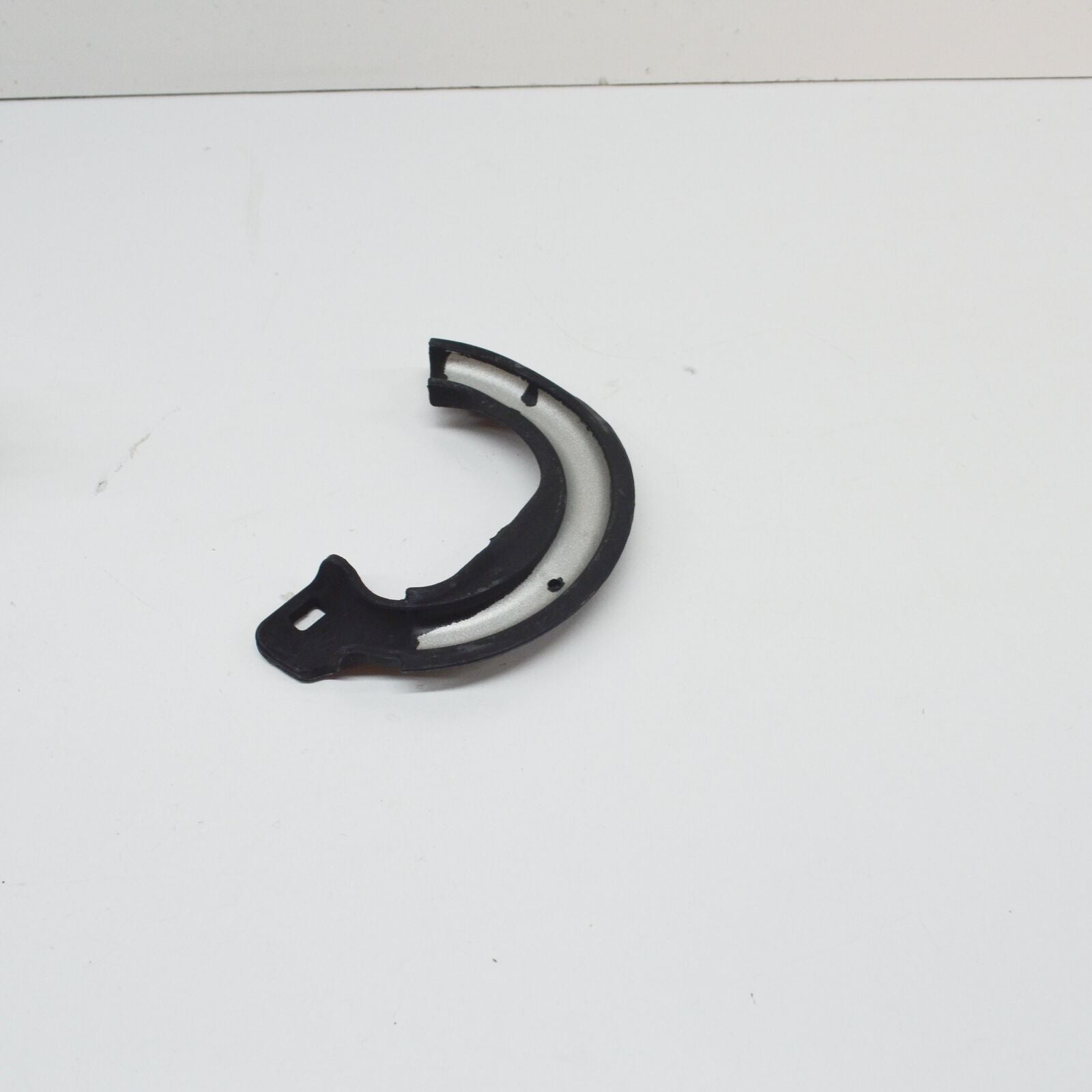 NEW MERCEDES-BENZ C W204 FRONT LOWER SPRING ISOLATOR SHIM A2043210184 ORIGINAL